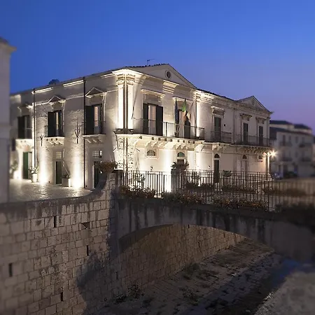 Hotel Novecento 4*